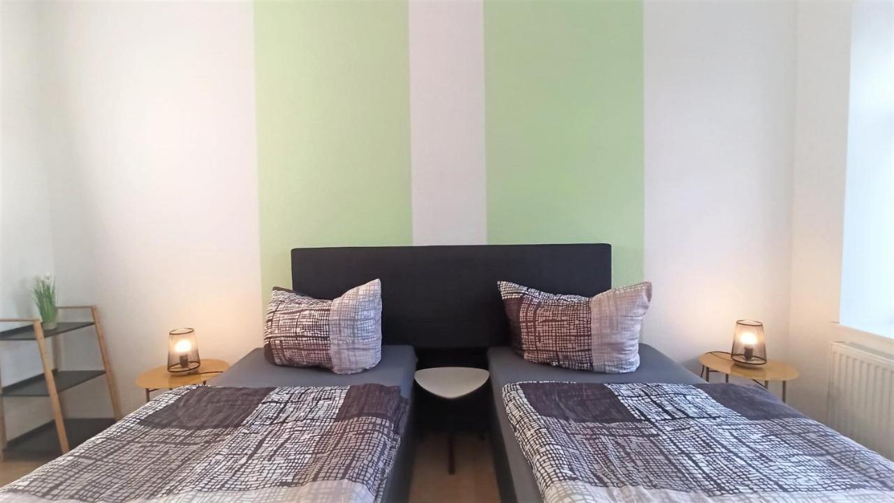 Apartment Fuer Bis Zu 7 Personen Mit Balkon Halberstadt Dış mekan fotoğraf