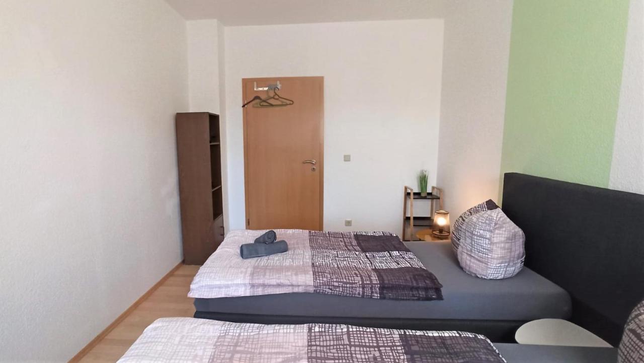 Apartment Fuer Bis Zu 7 Personen Mit Balkon Halberstadt Dış mekan fotoğraf