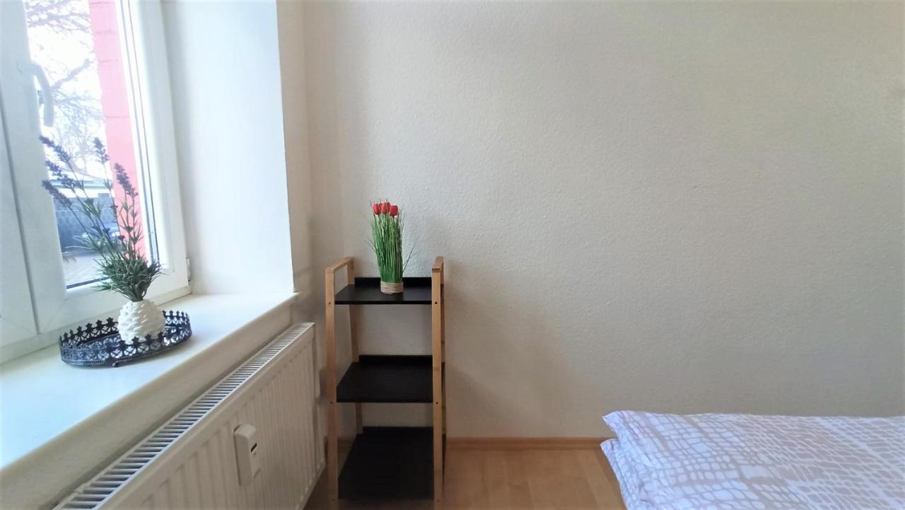 Apartment Fuer Bis Zu 7 Personen Mit Balkon Halberstadt Dış mekan fotoğraf