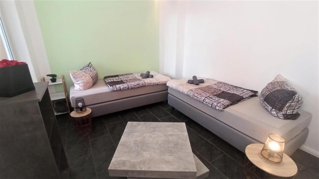 Apartment Fuer Bis Zu 7 Personen Mit Balkon Halberstadt Dış mekan fotoğraf