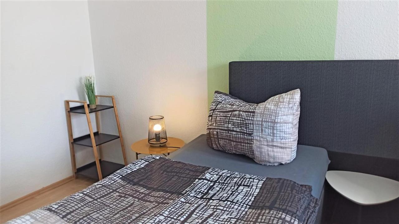 Apartment Fuer Bis Zu 7 Personen Mit Balkon Halberstadt Dış mekan fotoğraf