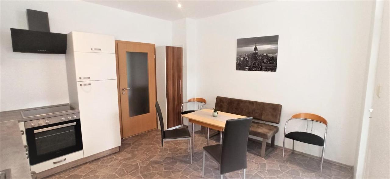 Apartment Fuer Bis Zu 7 Personen Mit Balkon Halberstadt Dış mekan fotoğraf