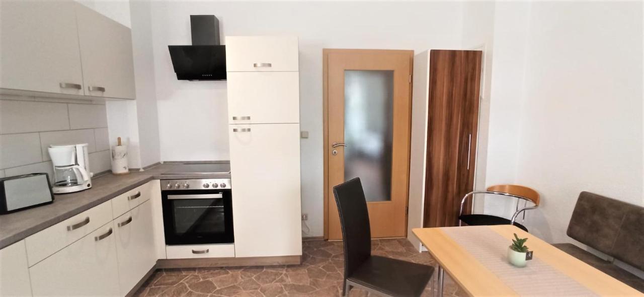 Apartment Fuer Bis Zu 7 Personen Mit Balkon Halberstadt Dış mekan fotoğraf